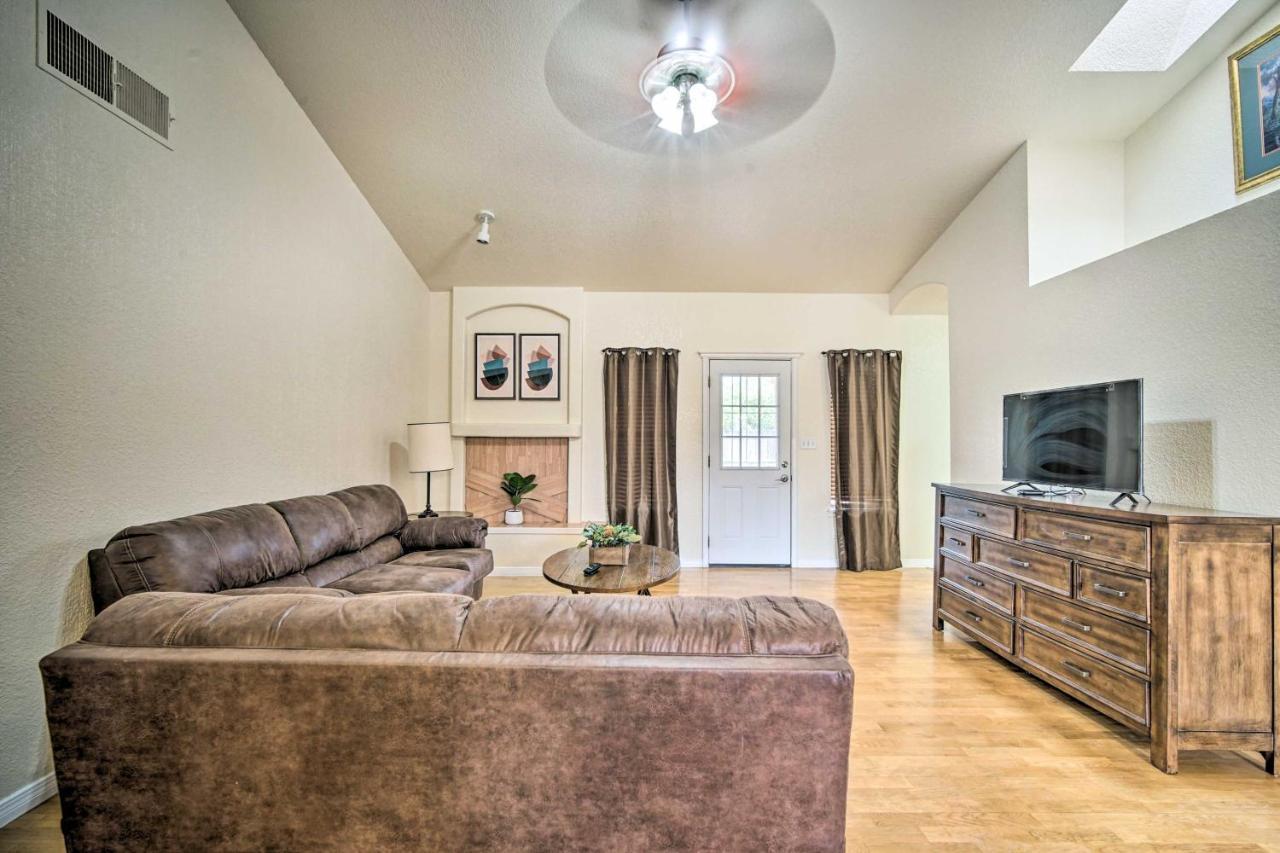 Convenient Las Cruces Home With Patio And Grill! Buitenkant foto